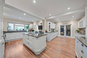 Photo 13- click for photo gallery